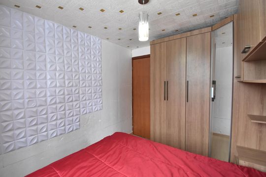 Quarto 1 de apartamento à venda com 2 quartos, 43m² em Cachoeira, Curitiba