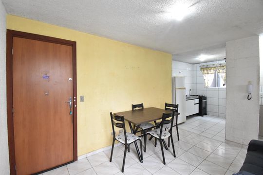 Sala/Cozinha de apartamento à venda com 2 quartos, 43m² em Cachoeira, Curitiba