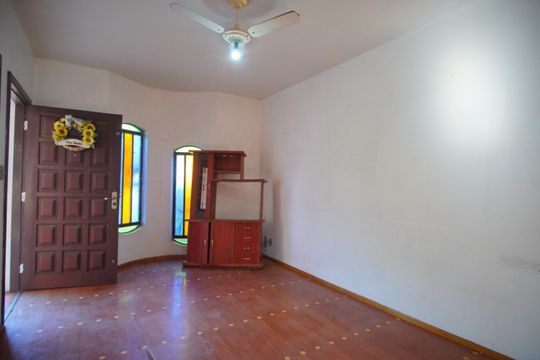 Sala de casa à venda com 3 quartos, 187m² em Cristo Rei, São Leopoldo