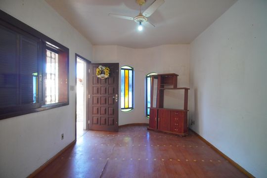 Sala de casa à venda com 3 quartos, 187m² em Cristo Rei, São Leopoldo