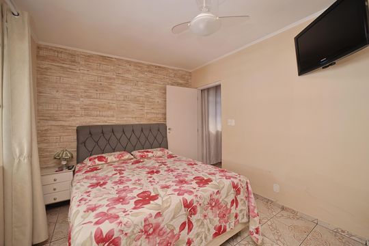 Quarto 1 de casa à venda com 4 quartos, 135m² em Cidade Líder, São Paulo