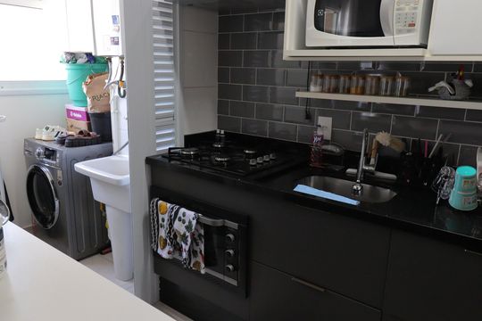 Cozinha e Área de Serviço de apartamento à venda com 2 quartos, 49m² em Socorro, São Paulo