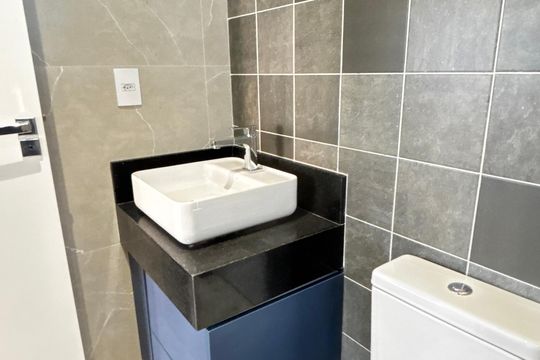 Banheiro da Suíte de apartamento para alugar com 1 quarto, 42m² em Jardim, Santo André