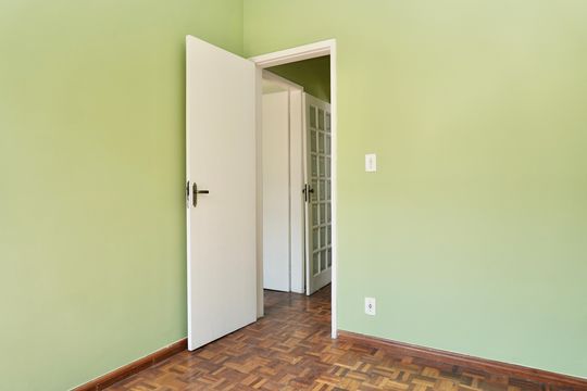 Quarto 1 de apartamento para alugar com 2 quartos, 75m² em Coração Eucarístico, Belo Horizonte