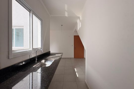 Cozinha de apartamento à venda com 2 quartos, 94m² em Vila Guiomar, Santo André
