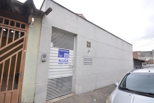 Fachada de casa de condomínio para alugar com 2 quartos, 70m² em Vila Ede, São Paulo