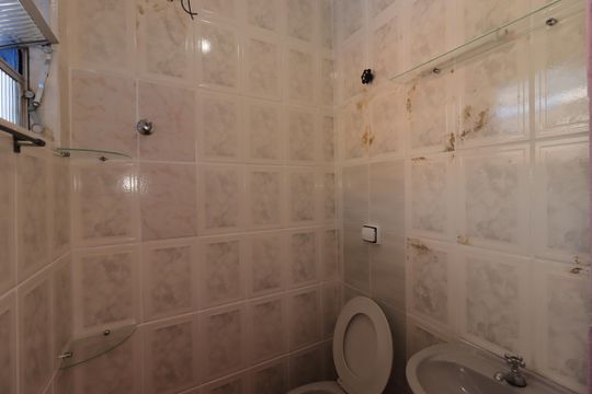 Banheiro de casa para alugar com 1 quarto, 58m² em Jardim Vila Rica, Santo André
