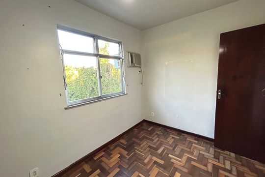Quarto 1 de apartamento à venda com 2 quartos, 52m² em Jardim Sulacap, Rio de Janeiro