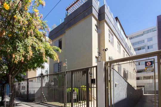 Fachada de apartamento para alugar com 3 quartos, 110m² em Castelo, Belo Horizonte