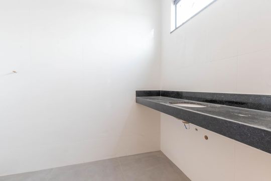 Cozinha de casa à venda com 3 quartos, 99m² em Parque Xangri-Lá, Contagem