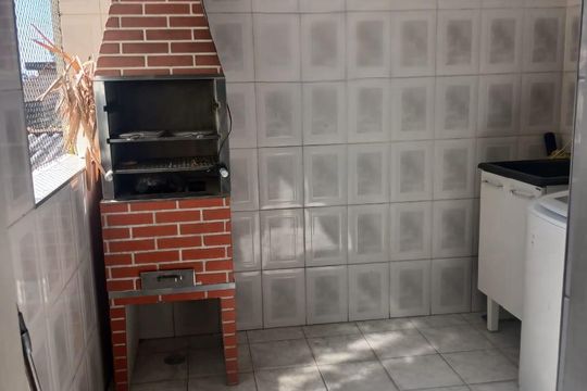 Área externa de casa para alugar com 2 quartos, 125m² em Alves Dias, São Bernardo do Campo