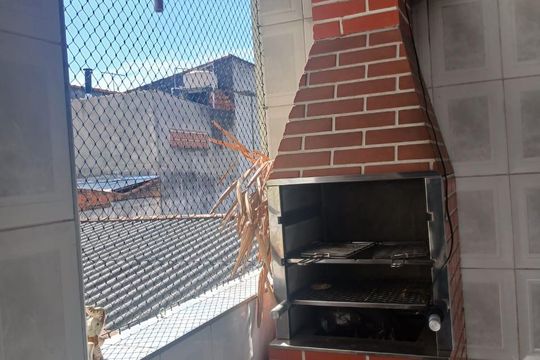 Área externa de casa para alugar com 2 quartos, 125m² em Alves Dias, São Bernardo do Campo