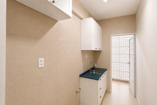 Cozinha de apartamento à venda com 1 quarto, 45m² em Bela Vista, São Paulo