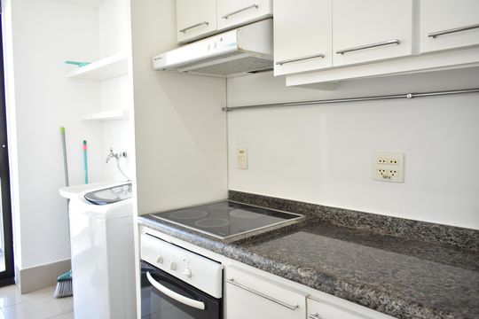 Cozinha de apartamento para alugar com 1 quarto, 48m² em Vila Clementino, São Paulo