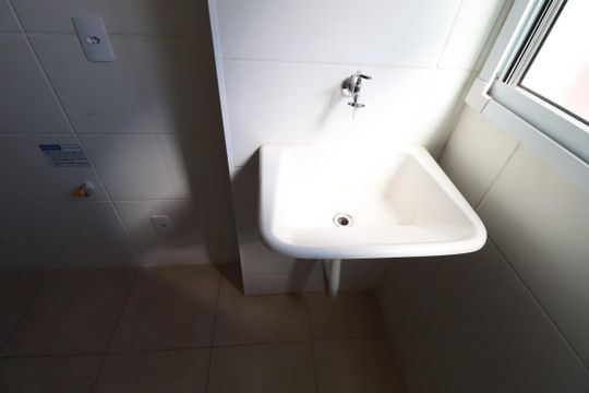 Cozinha  de apartamento para alugar com 2 quartos, 40m² em Chácaras Pedro Corrêa de Carvalho, Ribeirão Preto