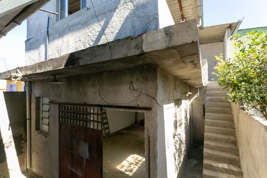 Área Externa de casa à venda com 2 quartos, 190m² em Vila Monte Santo, São Paulo