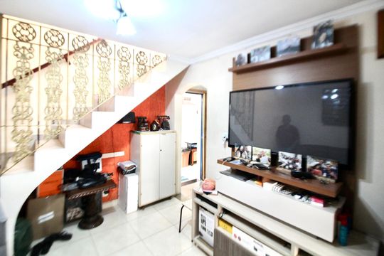 Casa à venda com 2 quartos, 71m² em Parque Boturussu, São Paulo