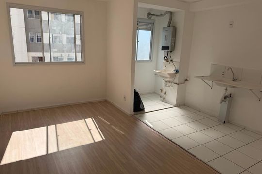 Sala de apartamento para alugar com 2 quartos, 45m² em Liberdade, São Paulo