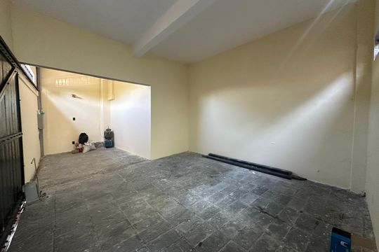 Garagem de casa para alugar com 3 quartos, 160m² em Parque Prainha, São Vicente