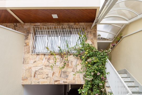 Fachada de casa para alugar com 4 quartos, 125m² em Vila Rosalia, Guarulhos