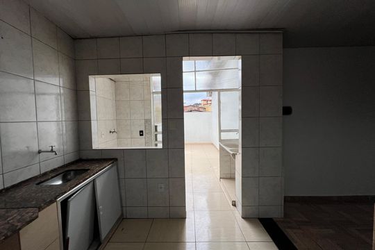 Cozinha de apartamento para alugar com 2 quartos, 70m² em Milanez, Contagem