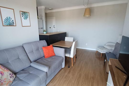 Sala de apartamento à venda com 2 quartos, 69m² em Retiro, Jundiaí