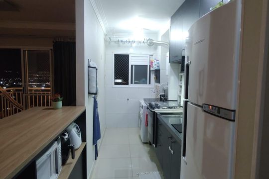 Cozinha de apartamento à venda com 2 quartos, 69m² em Retiro, Jundiaí