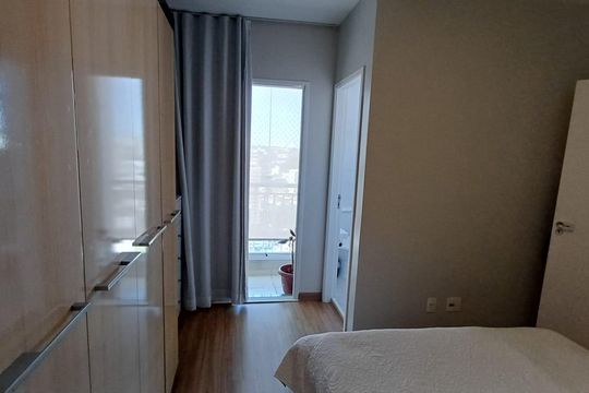 Quarto de apartamento à venda com 2 quartos, 69m² em Retiro, Jundiaí