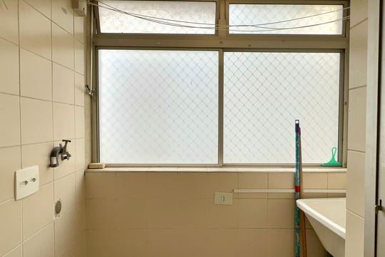 Área de Serviço de apartamento para alugar com 2 quartos, 60m² em Sumaré, São Paulo