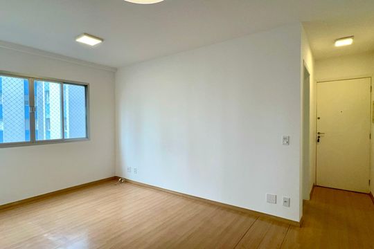 Sala de apartamento para alugar com 2 quartos, 60m² em Sumaré, São Paulo