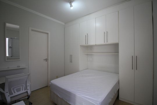 Quarto  de kitnet/studio para alugar com 1 quarto, 32m² em Parque Fernanda, São Paulo