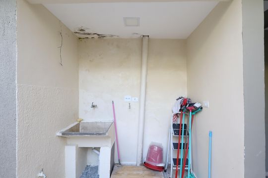 Quintal e área de Serviço de casa para alugar com 4 quartos, 199m² em Campo Grande, São Paulo
