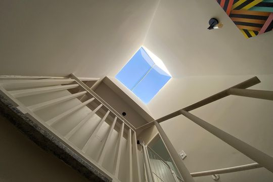 Escada Clara boia de casa para alugar com 3 quartos, 98m² em Jardim Celeste, São Paulo