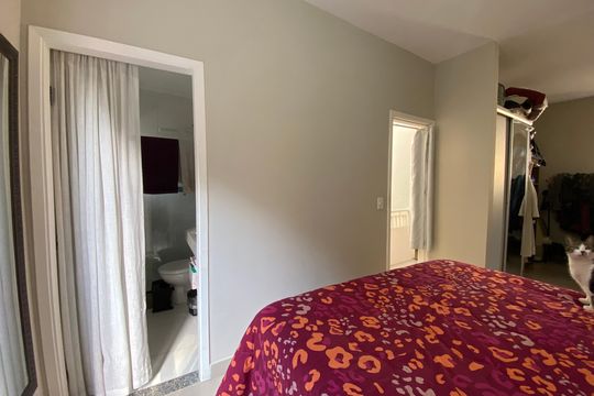 Quarto de casa para alugar com 3 quartos, 98m² em Jardim Celeste, São Paulo