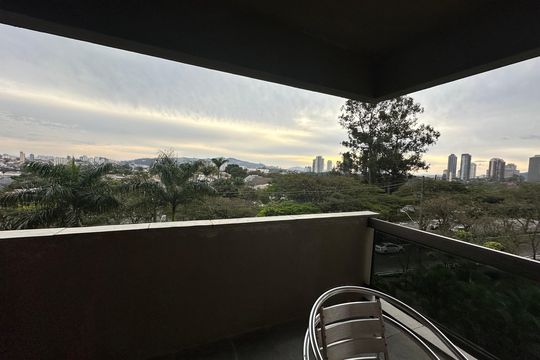 Varanda da Sala de apartamento para alugar com 1 quarto, 61m² em Alphaville Industrial, Barueri
