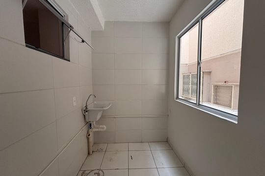 Cozinha de apartamento para alugar com 2 quartos, 56m² em Granja Viana, Cotia