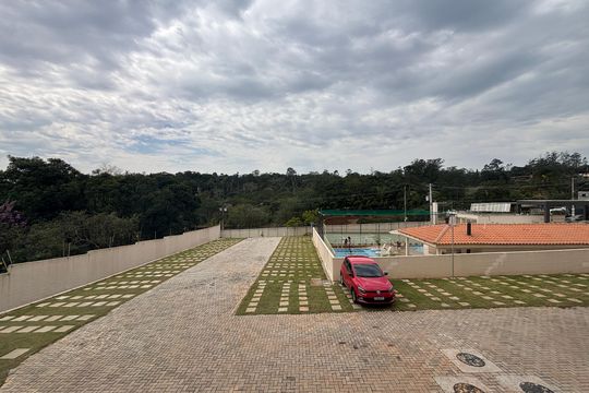 Vista do Quarto 1 de apartamento para alugar com 2 quartos, 56m² em Granja Viana, Cotia
