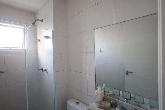 Banheiro da Suíte 1 de apartamento para alugar com 2 quartos, 69m² em Vila Osasco, Osasco