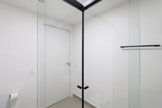 Banheiro  de apartamento para alugar com 1 quarto, 29m² em Pompeia, São Paulo
