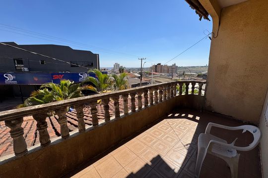 Casa à venda com 4 quartos, 197m² em Qr 404, Brasília