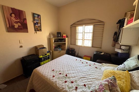 Casa à venda com 4 quartos, 197m² em Qr 404, Brasília