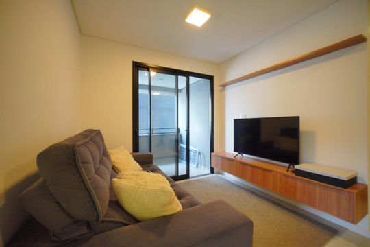 Sala de apartamento para alugar com 2 quartos, 70m² em Saco Grande, Florianópolis
