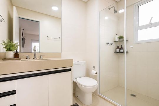 Banheiro de apartamento para alugar com 1 quarto, 50m² em Alphaville Industrial, Barueri