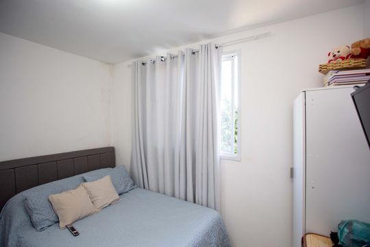 Quarto 1 de apartamento à venda com 2 quartos, 37m² em Jardim Miriam, São Paulo