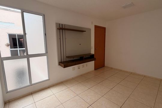 Sala de apartamento para alugar com 2 quartos, 43m² em Jardim Imperial, Aparecida de Goiânia, Aparecida de Goiânia