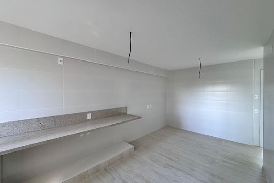 Cozinha de apartamento à venda com 4 quartos, 268m² em Barra da Tijuca, Rio de Janeiro