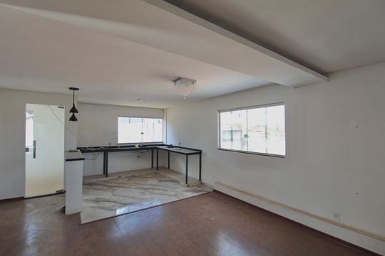 Casa 2 de casa à venda com 4 quartos, 756m² em Xodó Marize, Belo Horizonte