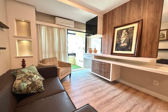 Sala de apartamento para alugar com 2 quartos, 106m² em Lagoa da Conceição, Florianópolis