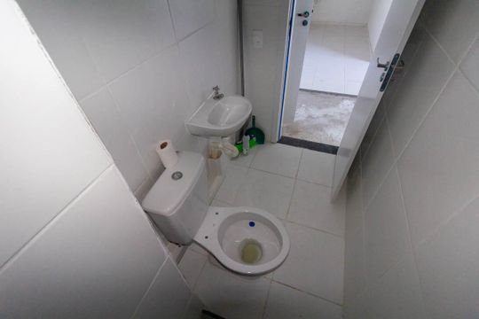 Banheiro de apartamento para alugar com 2 quartos, 33m² em Vila Silvia, São Paulo
