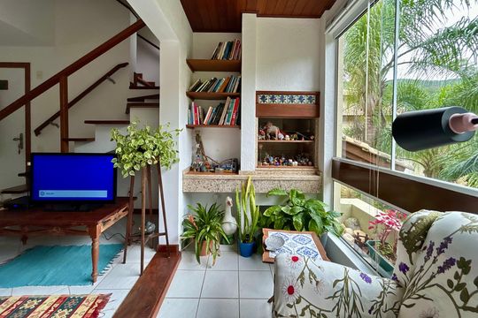 Varanda da Sala de casa de condomínio para alugar com 3 quartos, 52m² em Canto da Lagoa, Florianópolis